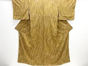 縞に梅模様小紋着物